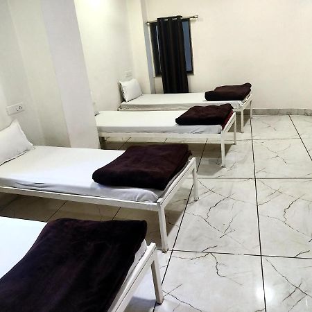 Hotel Milan Ahmedabad Extérieur photo