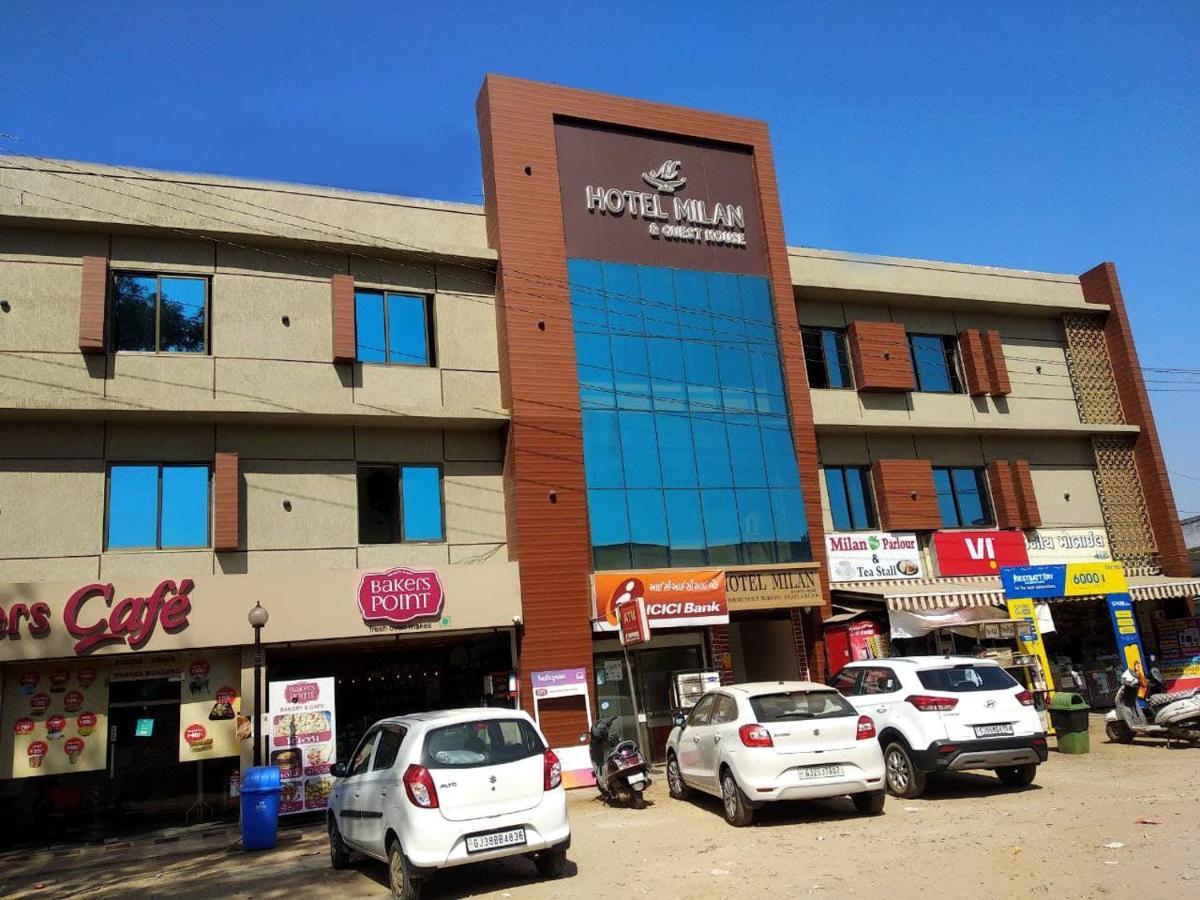 Hotel Milan Ahmedabad Extérieur photo