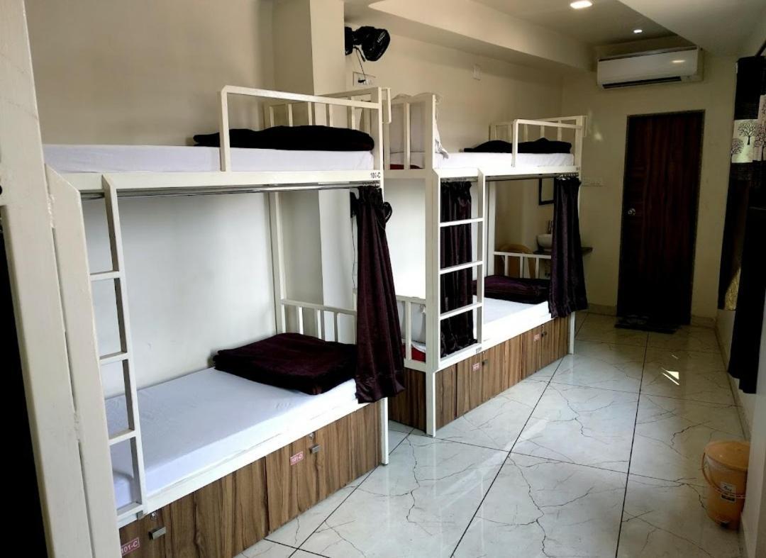 Hotel Milan Ahmedabad Extérieur photo