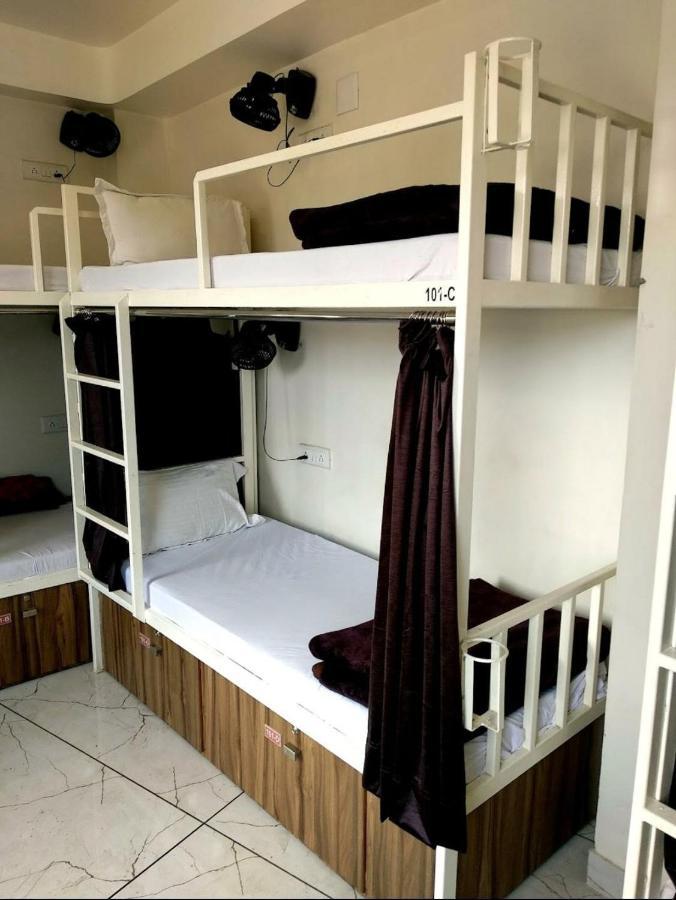 Hotel Milan Ahmedabad Extérieur photo